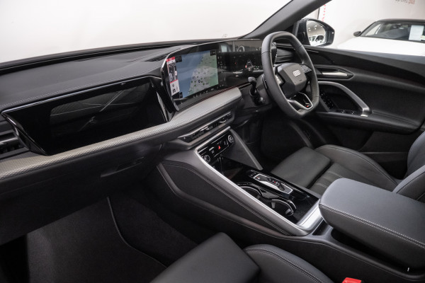 2025 Audi Q5 GU TDI 150kW Sport SUV image 8