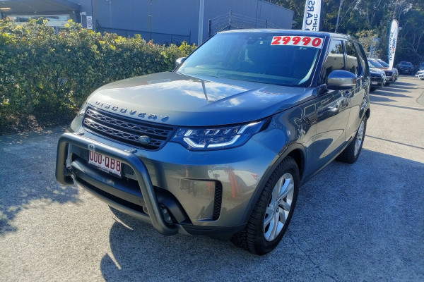 2017 Land Rover Discovery Series 5 SE SUV Image 3