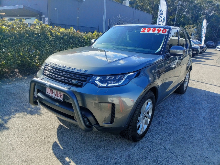 2017 Land Rover Discovery Series 5 SE SUV Image 3