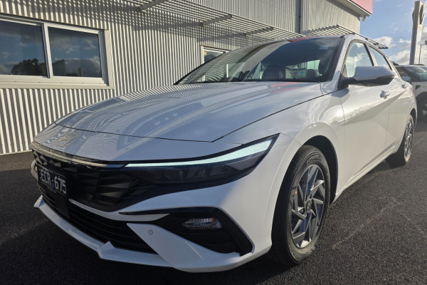 2026 Hyundai i30 CN7.V4 Hybrid Sedan Image 1