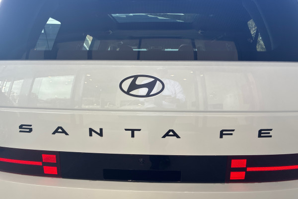 2026 Hyundai Santa Fe MX5.V2 Hybrid Calligraphy SUV Image 14