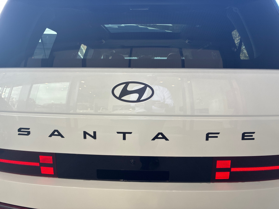 2026 Hyundai Santa Fe MX5.V2 Hybrid Calligraphy SUV Image 14
