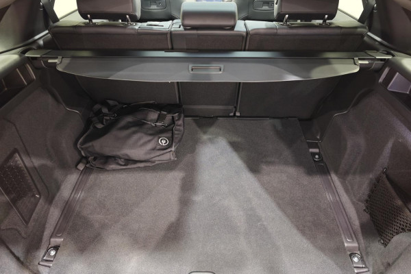 2024 MY25 Land Rover Discovery Sport L550 P300e Dynamic SE SUV Image 34