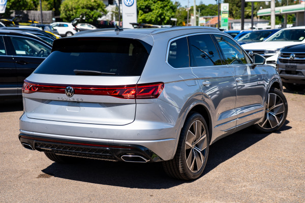 2024 Volkswagen Touareg RC 210TDI R-Line SUV