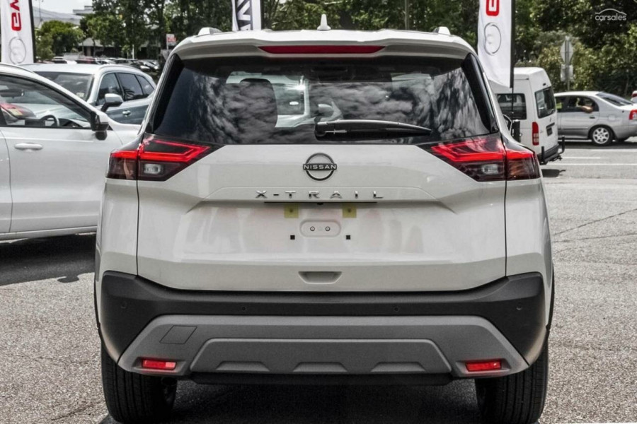 2025 Nissan X-Trail T33 ST-L SUV Image 3