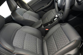 2024 MG MG3 Essence Hatch