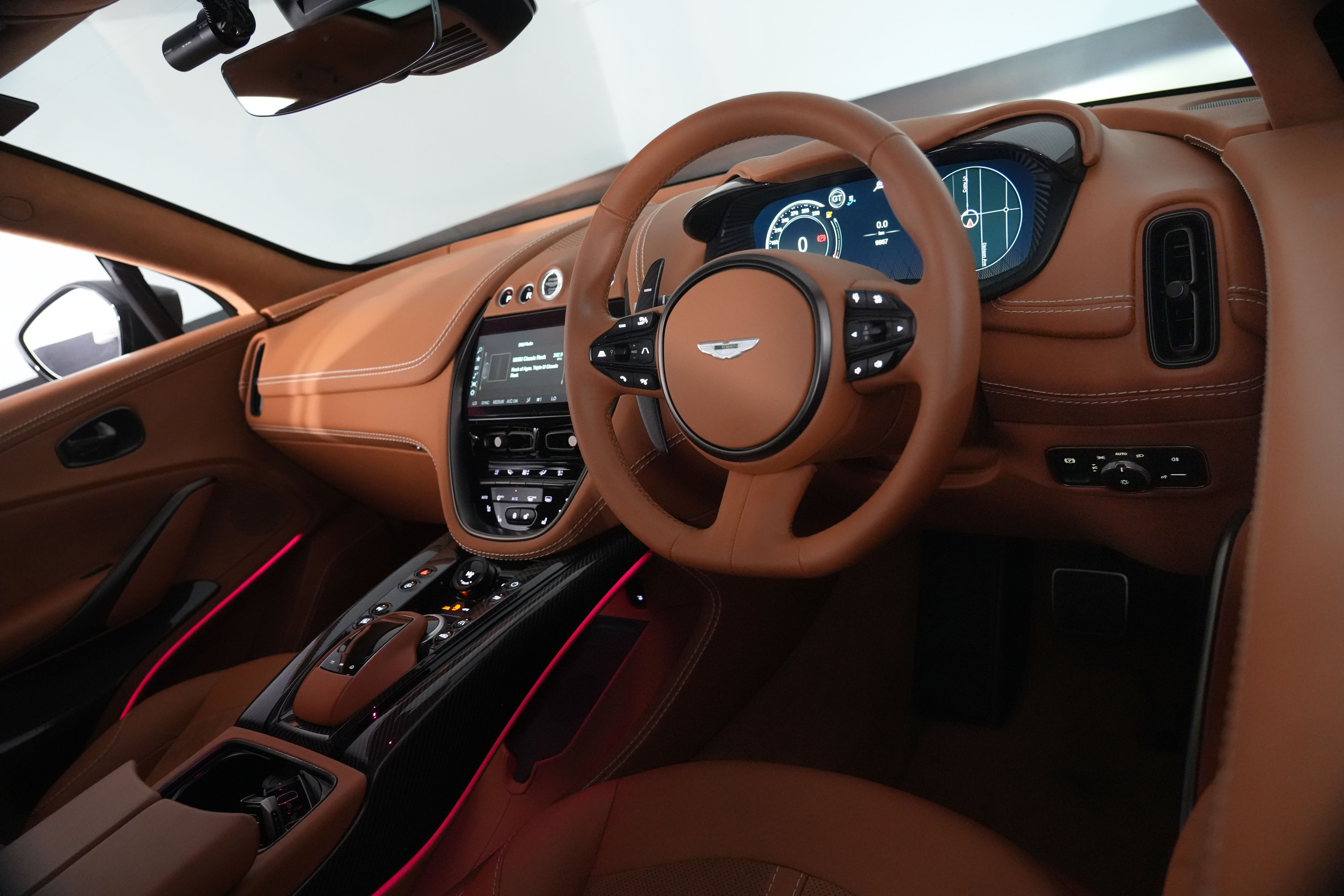 2023 Aston Martin DBX 707 SUV Image 28