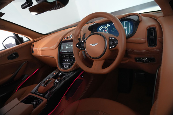 2023 Aston Martin DBX 707 SUV Image 28