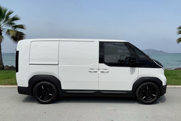 2026 Kia PV5 SW Cargo S Long Range Wagon Image 2