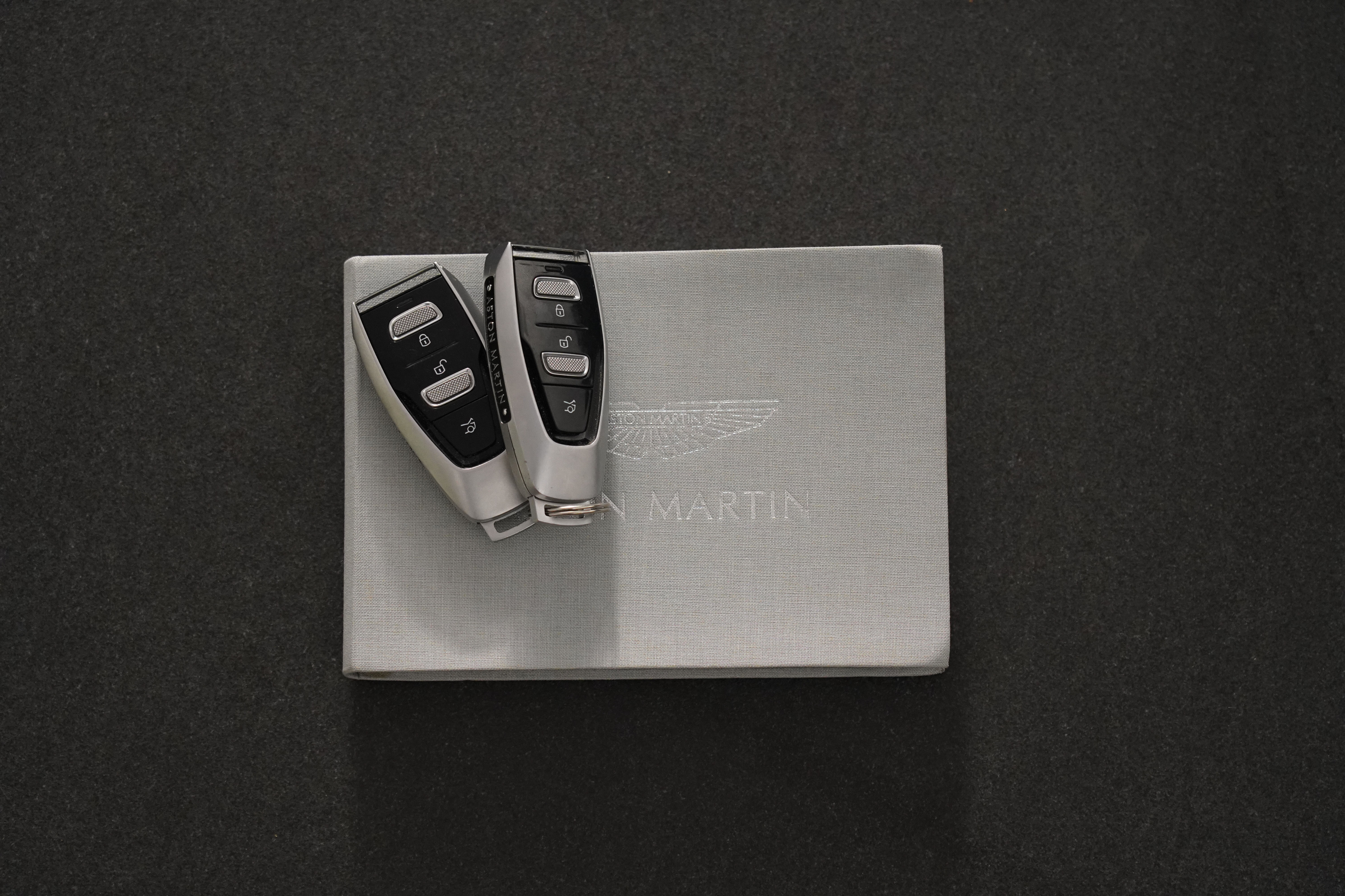 2021 Aston Martin DBX 1913 Edition SUV Image 54