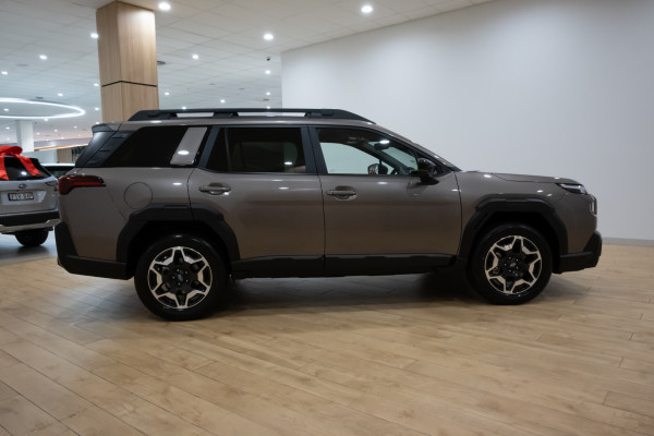 2026 Subaru Outback  7GEN AWD Touring SUV image 3