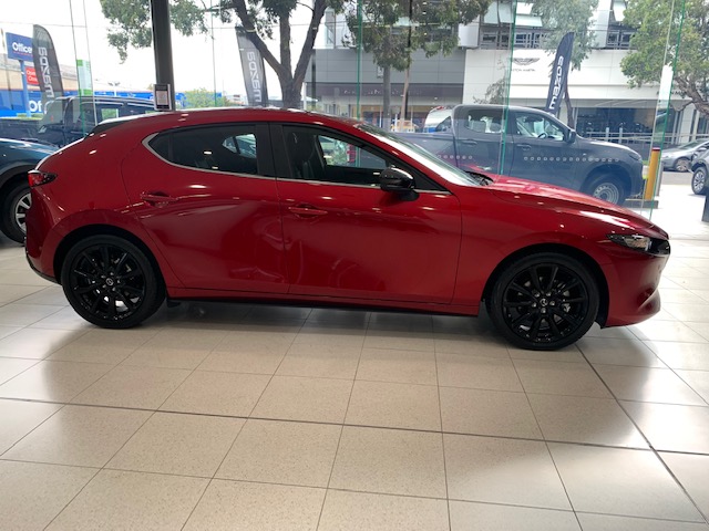2025 MY24 Mazda 3 BP Series G25 Evolve SP Hatch Image 2