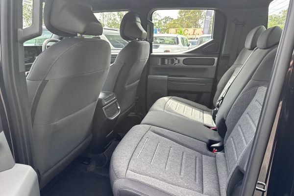 2025 MY26 Kia Tasman TK SX Ute Image 18