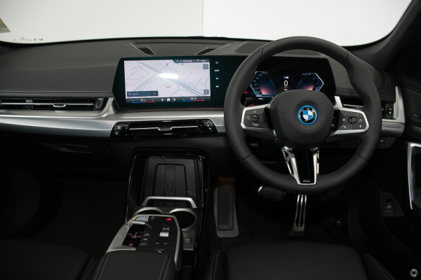 2026 BMW iX1 U11 xDrive30 M Sport SUV image 7