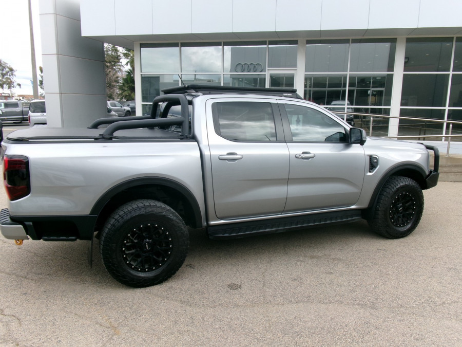2022 Ford Ranger P703 XLT Cab Chassis Image 9