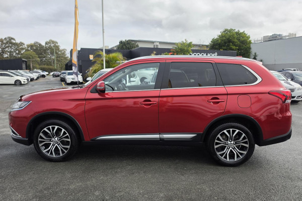2018 MY18.5 Mitsubishi Outlander ZL LS SUV Image 10
