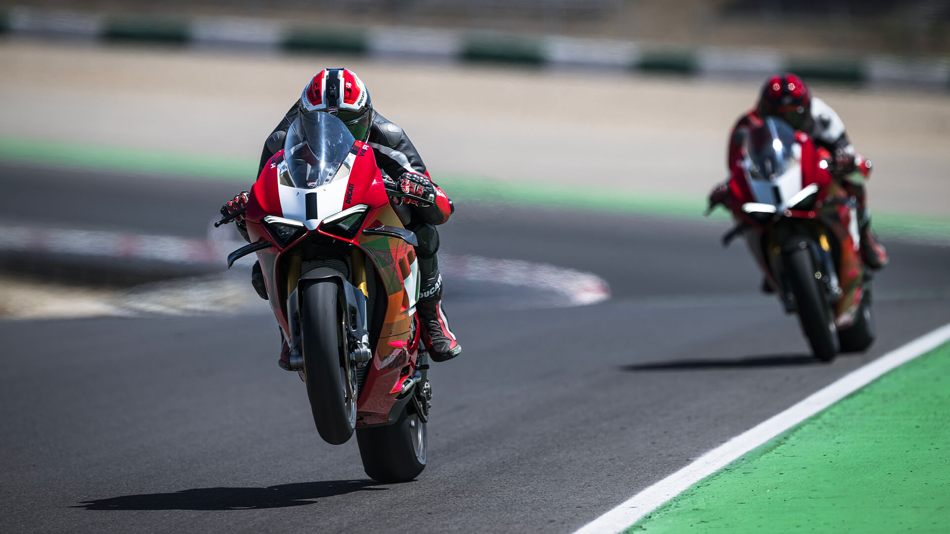 New Ducati Panigale V4 R 2024 Image