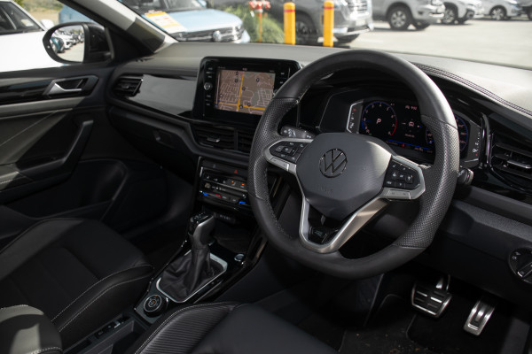 2026 Volkswagen T-Roc D11 140TSI R-Line SUV Image 6