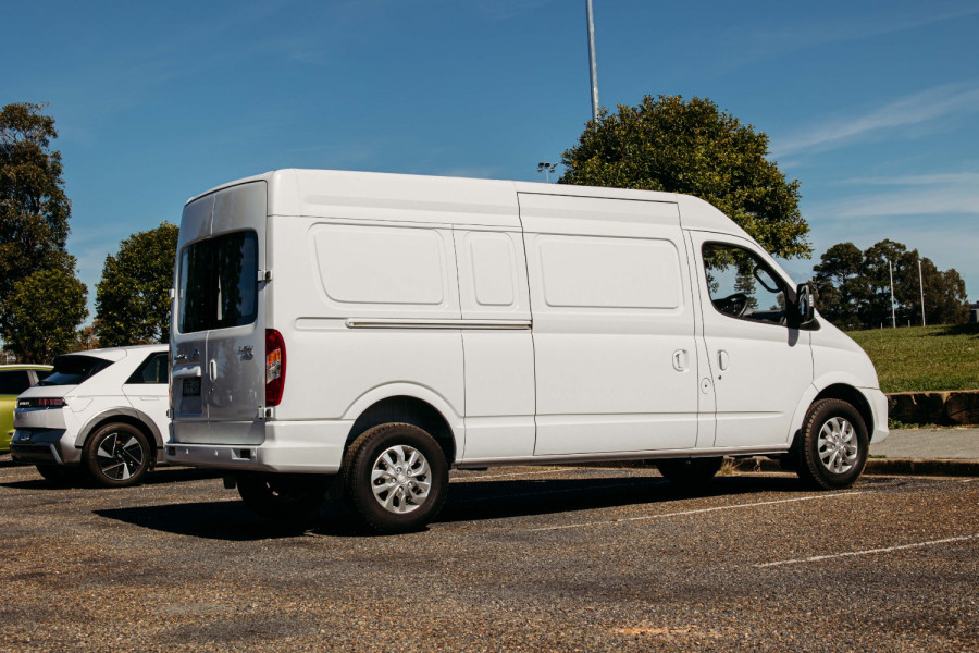 2023 LDV V80  LWB Van Image 14