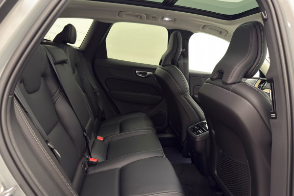 2025 MY26 Volvo XC60 UZ Ultra B5 Dark SUV Image 26