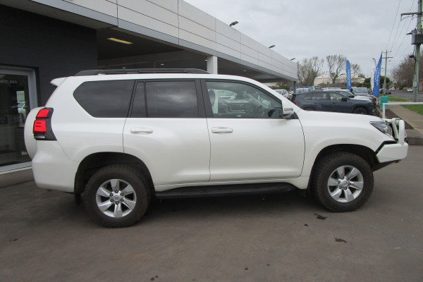 2021 Toyota LandCruiser Prado GDJ150R GXL SUV Image 7