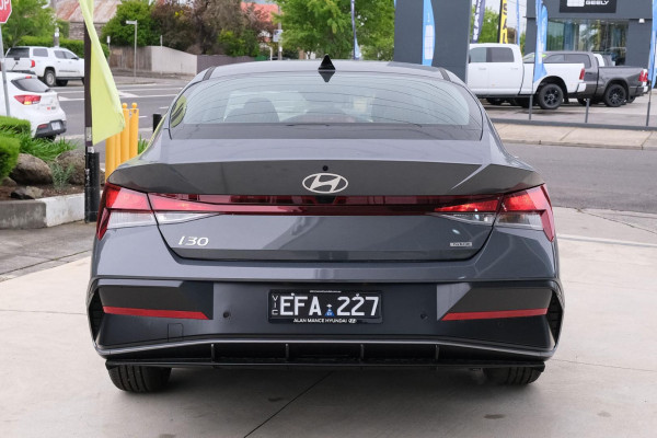 2026 Hyundai i30 CN7.V4 Hybrid Sedan Image 3