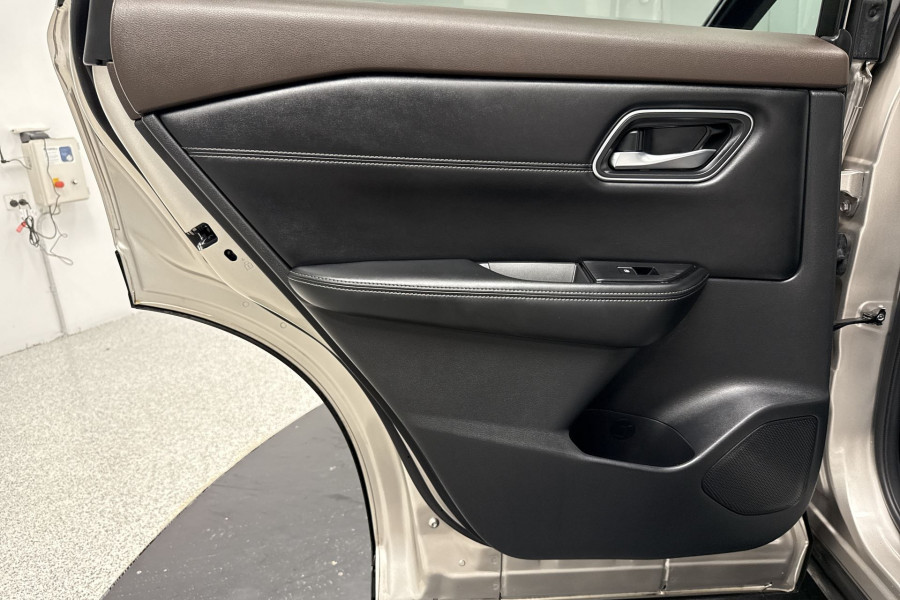 2023 Nissan X-Trail T33 Ti e-POWER SUV Image 15