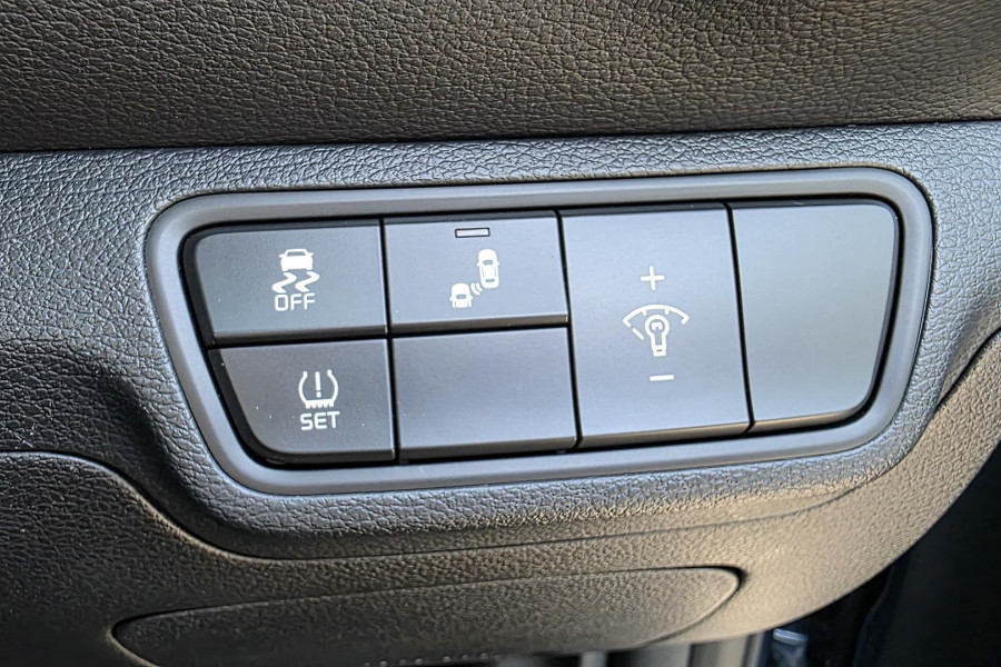 2021 MY22 Kia Cerato BD Sport+ Hatch Image 29