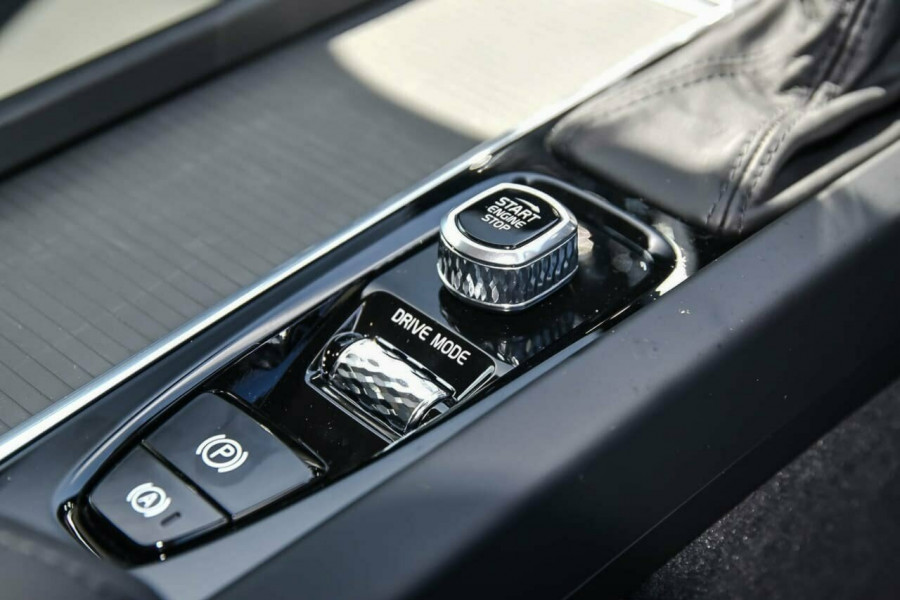2019 MY20 Volvo XC60 UZ T5 Momentum Suv Image 20