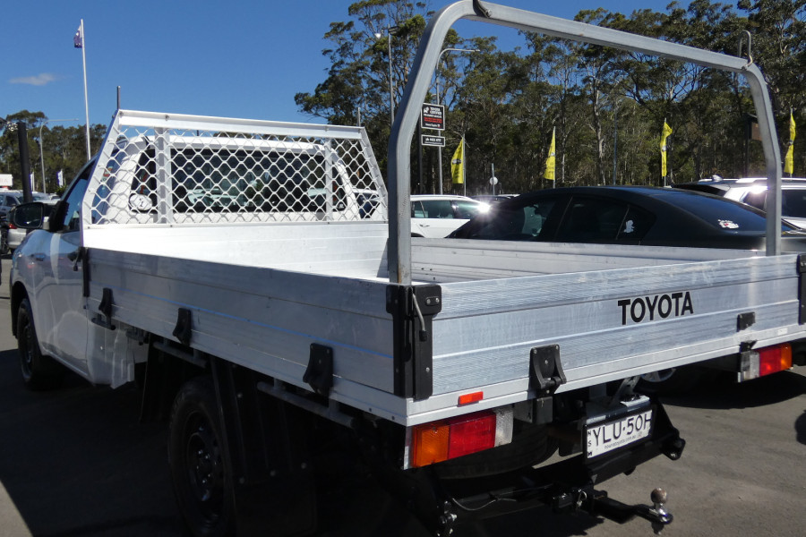 2021 Toyota HiLux TGN121R WORKMATE 4X2 Cab Chassis Image 7