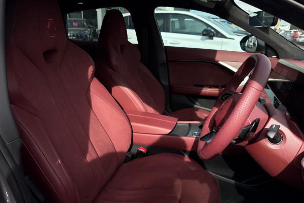 2025 MG MG7  Essence Sedan Image 11