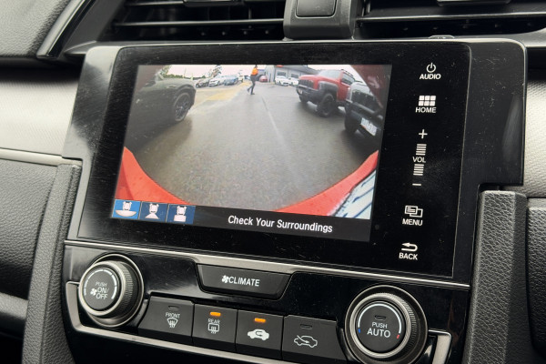 2017 Honda Civic 10th Gen VTi-S Hatch Image 24