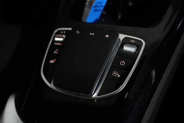 2020 Mercedes-Benz EQC EQC400 SUV Image 16