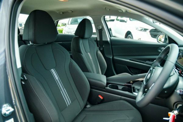 2026 Hyundai i30 CN7.V4 Hybrid Sedan Image 16