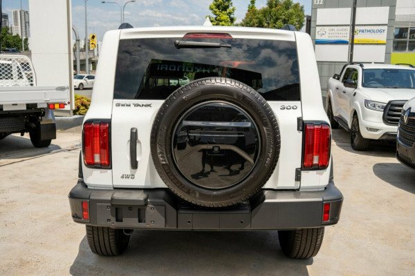 2024 GWM Tank 300 P01 Ultra Hybrid SUV
