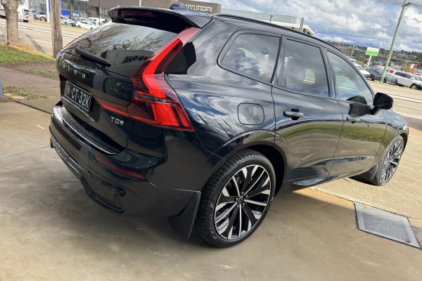 2026 Volvo XC60 UZ Ultra T8 Plug-in Hybrid Dark SUV Image 5