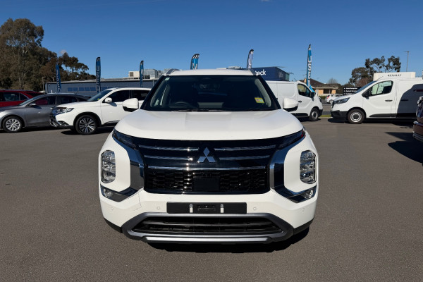 2025 Mitsubishi Outlander ZM Aspire SUV Image 2