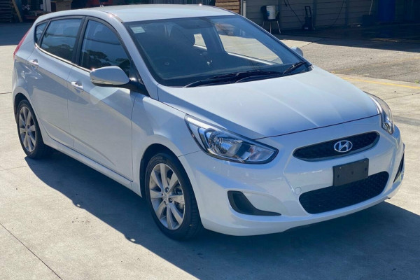 2018 Hyundai Accent RB6 Sport Hatch
