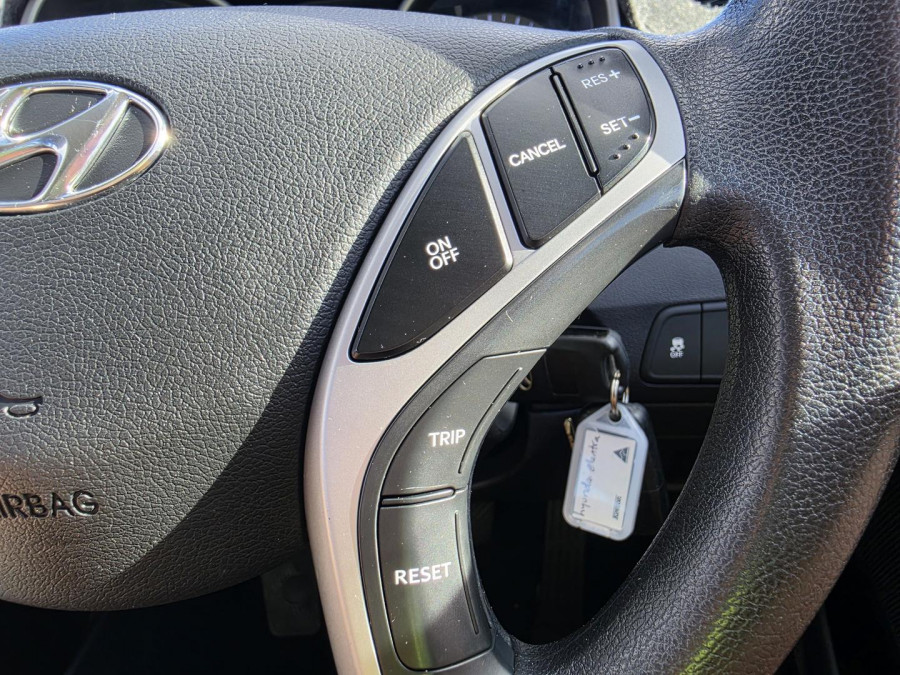 2012 Hyundai Elantra MD Active Sedan Image 23