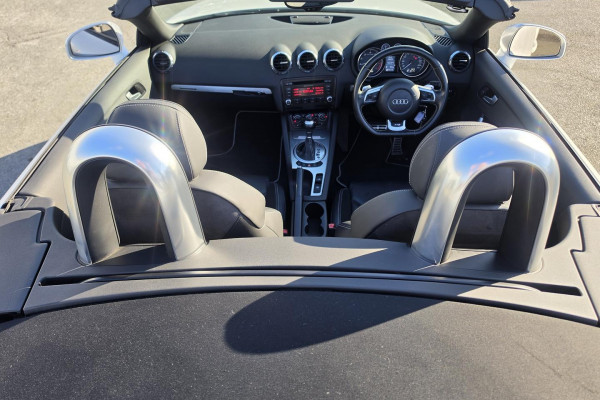 2009 Audi TTS 8J  Convertible Image 14