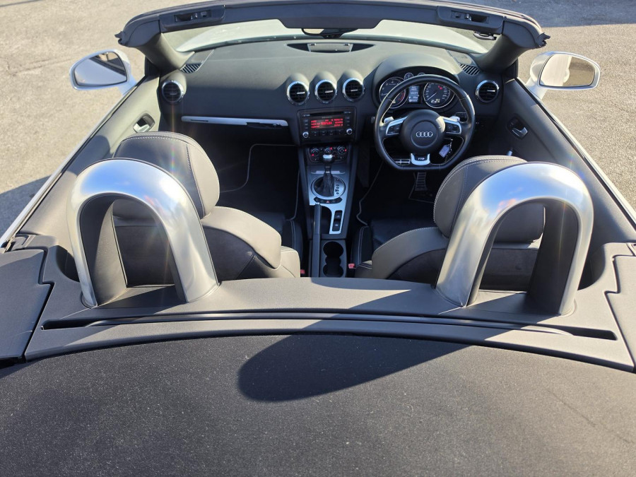 2009 Audi TTS 8J  Convertible Image 14