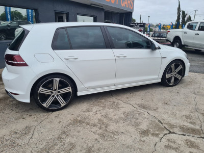 2015 Volkswagen Golf 7 MY15 R Hatchback Image 3