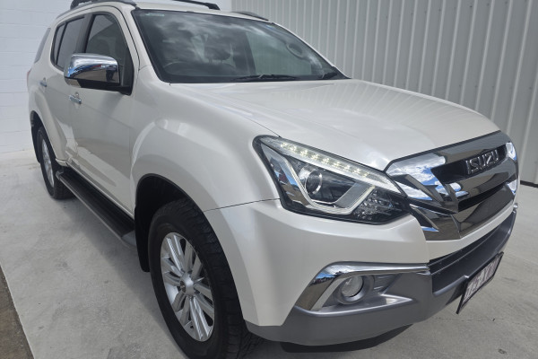2018 Isuzu MU-X LS-T SUV Image 1