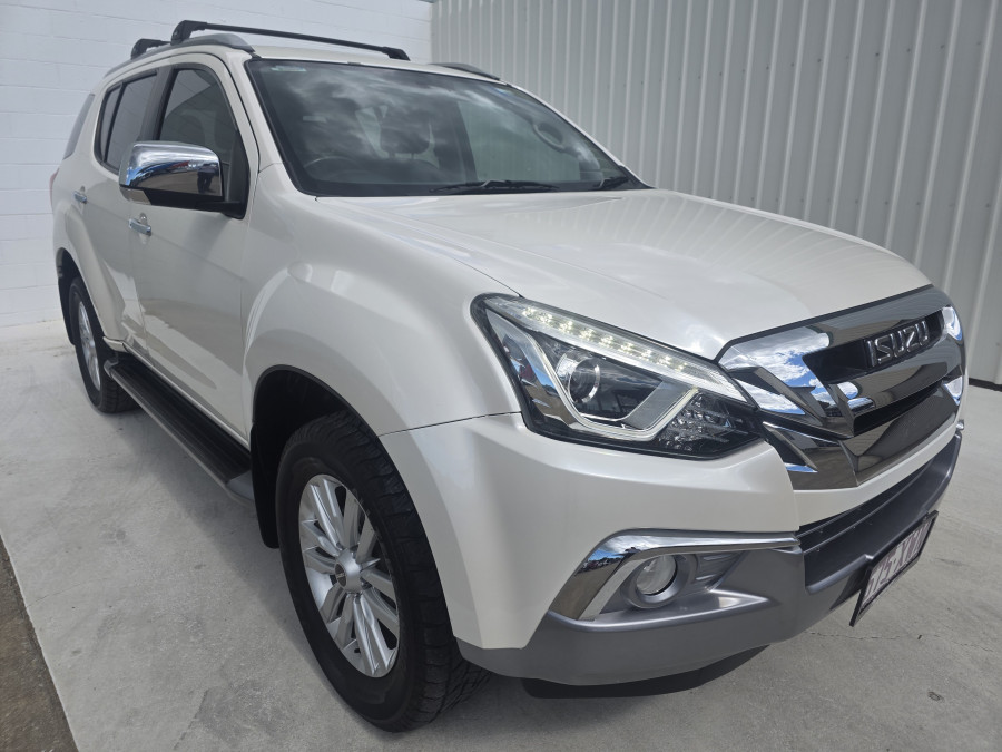 2018 Isuzu MU-X LS-T SUV Image 1