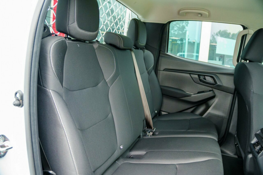 2024 Isuzu D-MAX RG SX High Ride Cab Chassis Image 7
