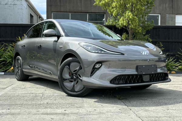 2026 MY25 MG IM6 S12L Premium SUV Image 1