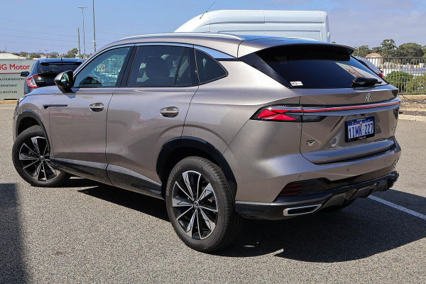 2024 MG HS AS33 Essence SUV