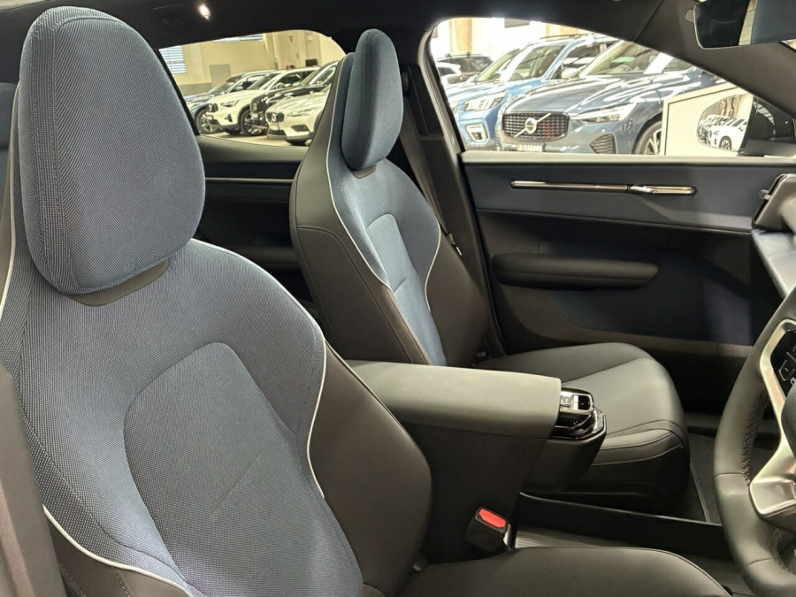2025 MY26 Volvo EX30 Cross Country  Ultra Twin Motor Performance SUV Image 19