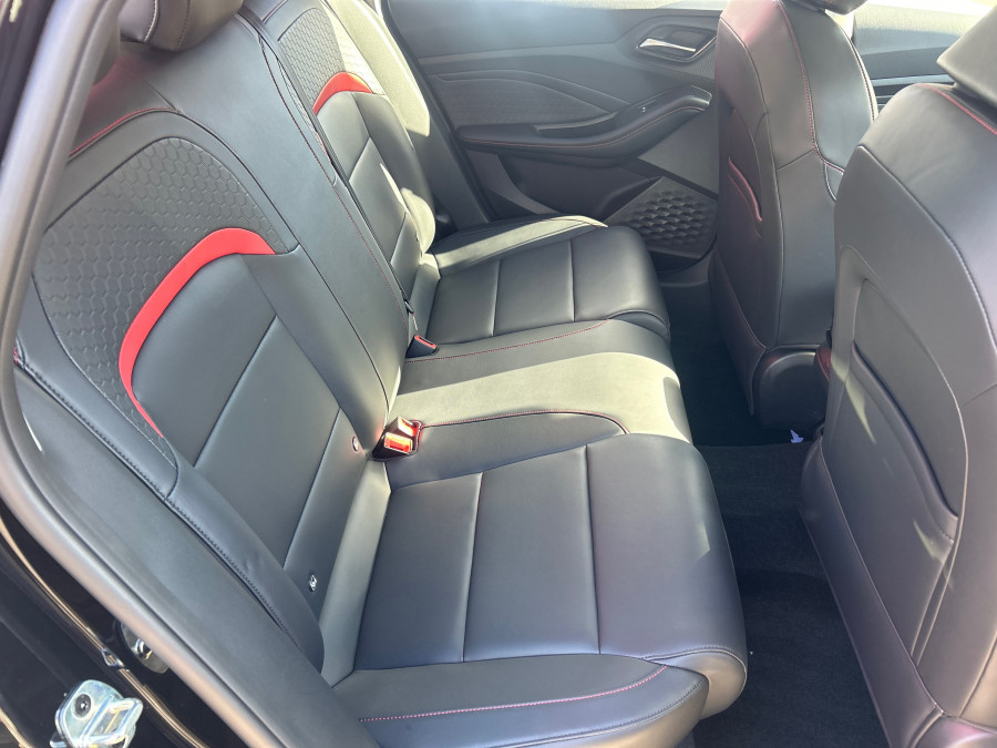 2025 MG MG5 MG5DCTESSE25 Essence Sedan Image 7