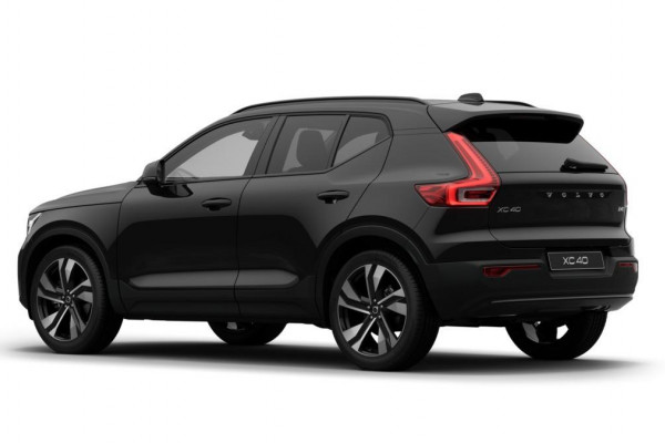 2026 Volvo XC40 XZ Ultra B4 Dark SUV Image 4
